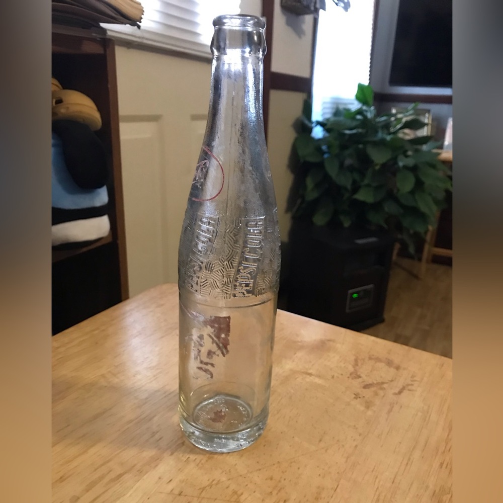 Pepsi Cola Vintage Swirl Print & Embossed Logo Soda Pop Top Glass Bottle